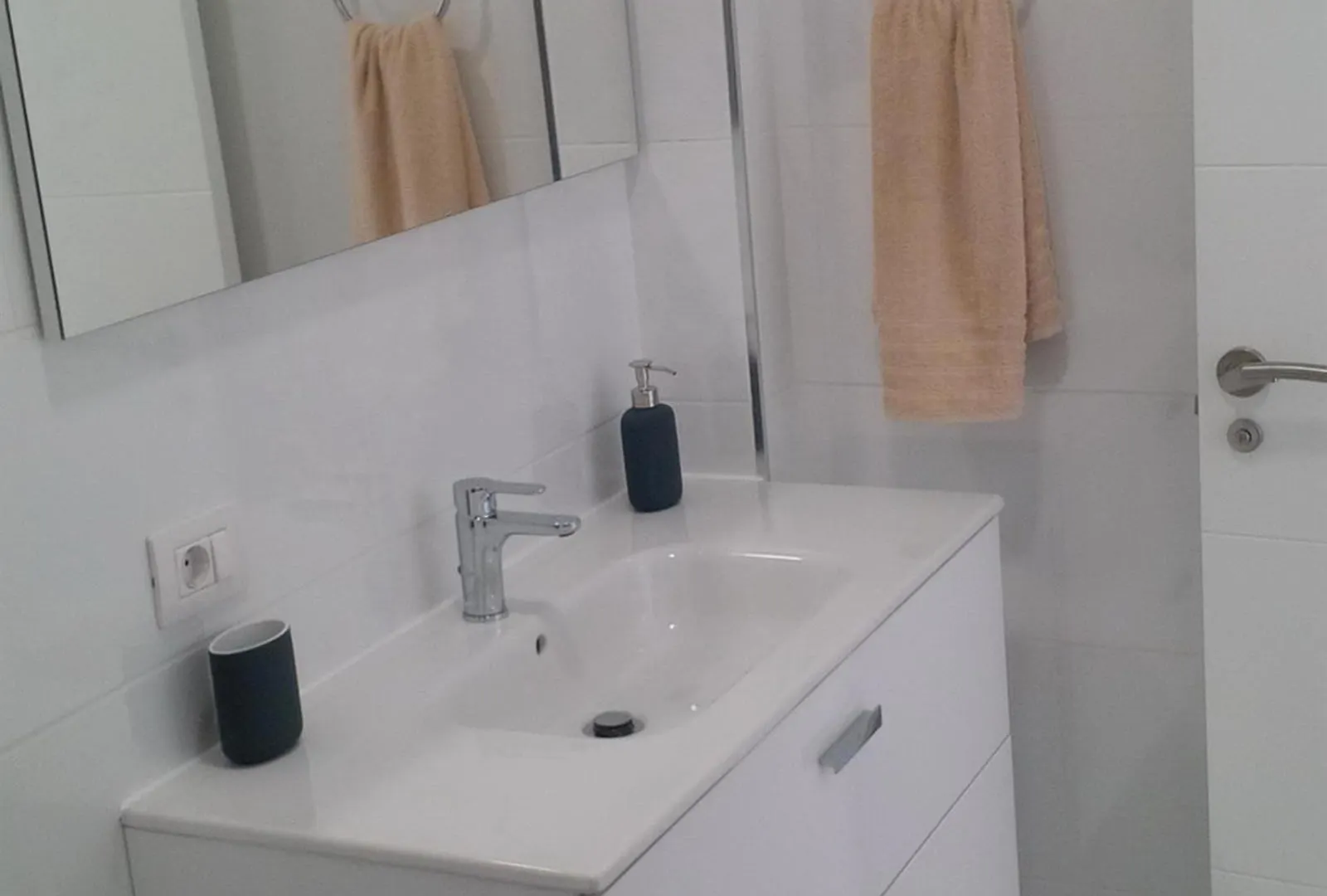 New Beach Apartment Los Cristianos  Spagna